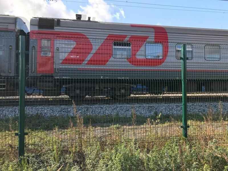 заборы на ржд путях-5